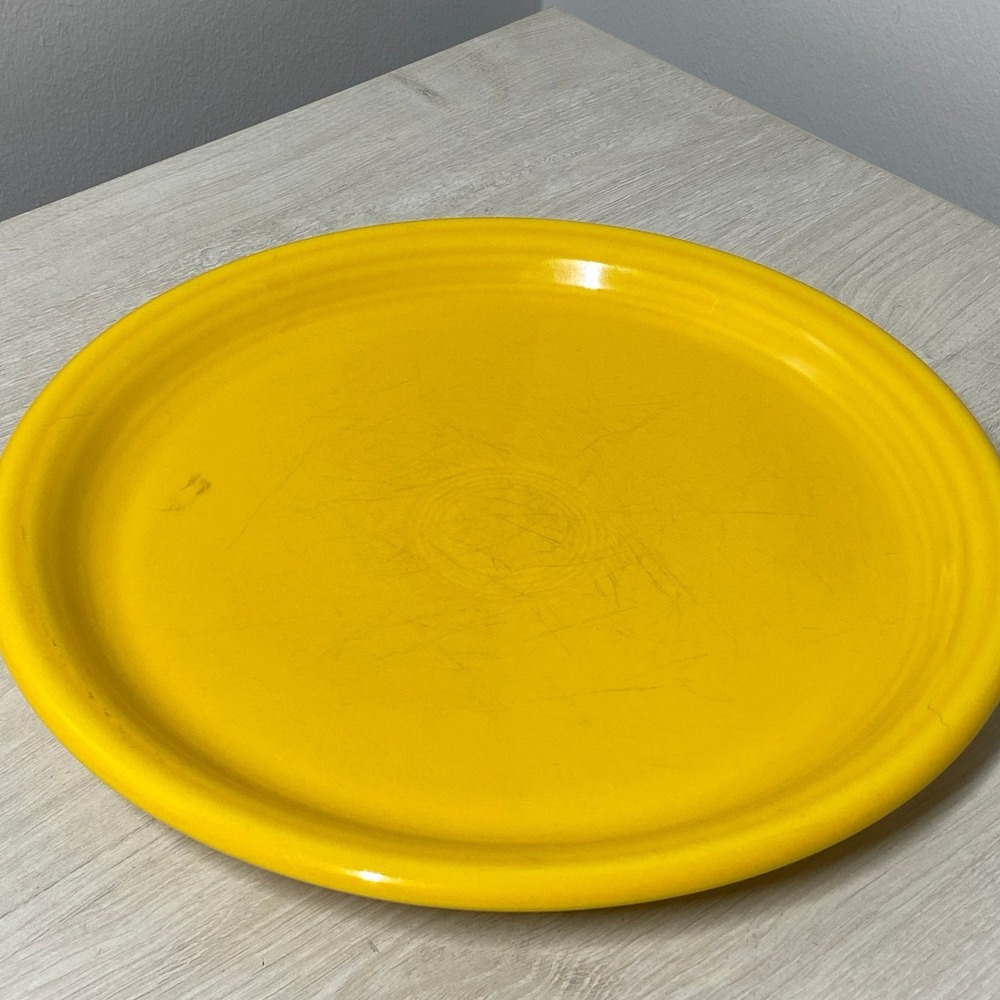 Fiesta Homer Laughlin Yellow Dinner Plate 10.5 Inch Ceramic Fiestaware USA